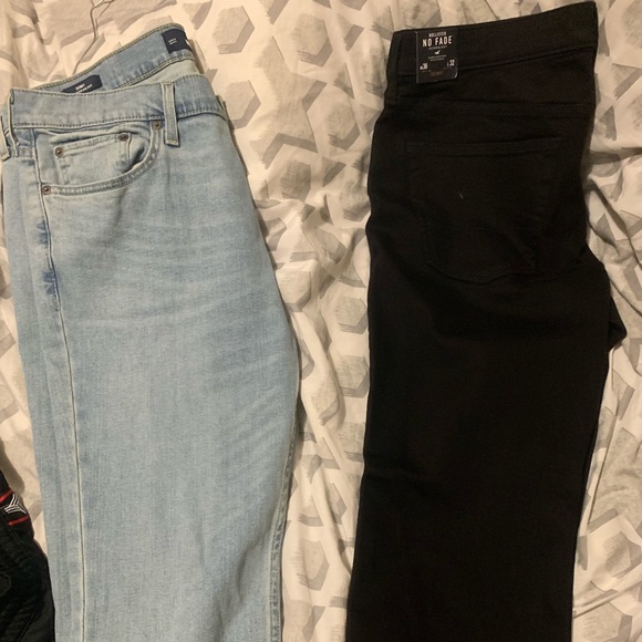 Hollister jeans - Picture 1 of 2